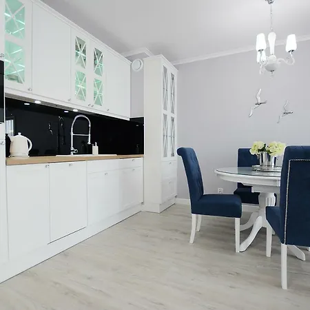 Navigator-blizej Morza 94 * קולובז'ג