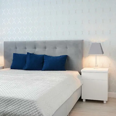 Navigator-blizej Morza 94 קולובז'ג